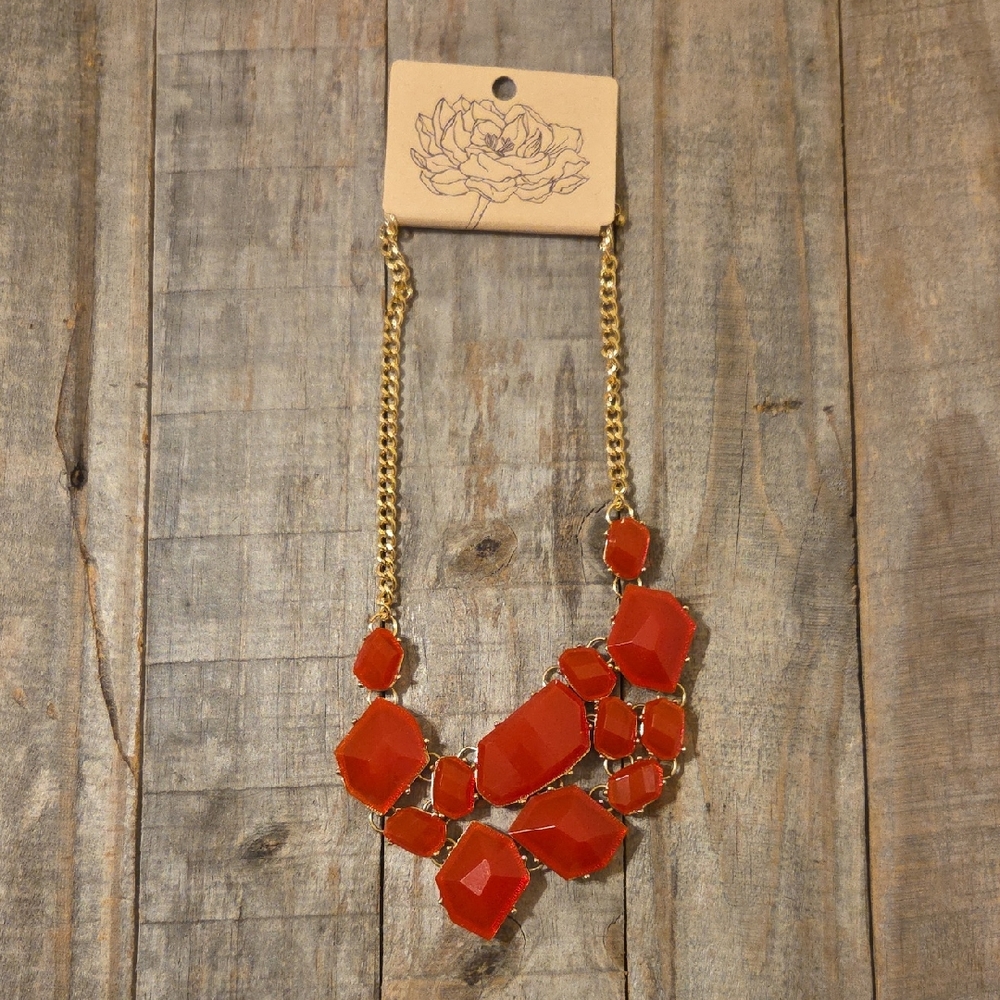New With Tags Gorgeous Red & Gold Jewel Asymmetrical Bold Statement Necklace